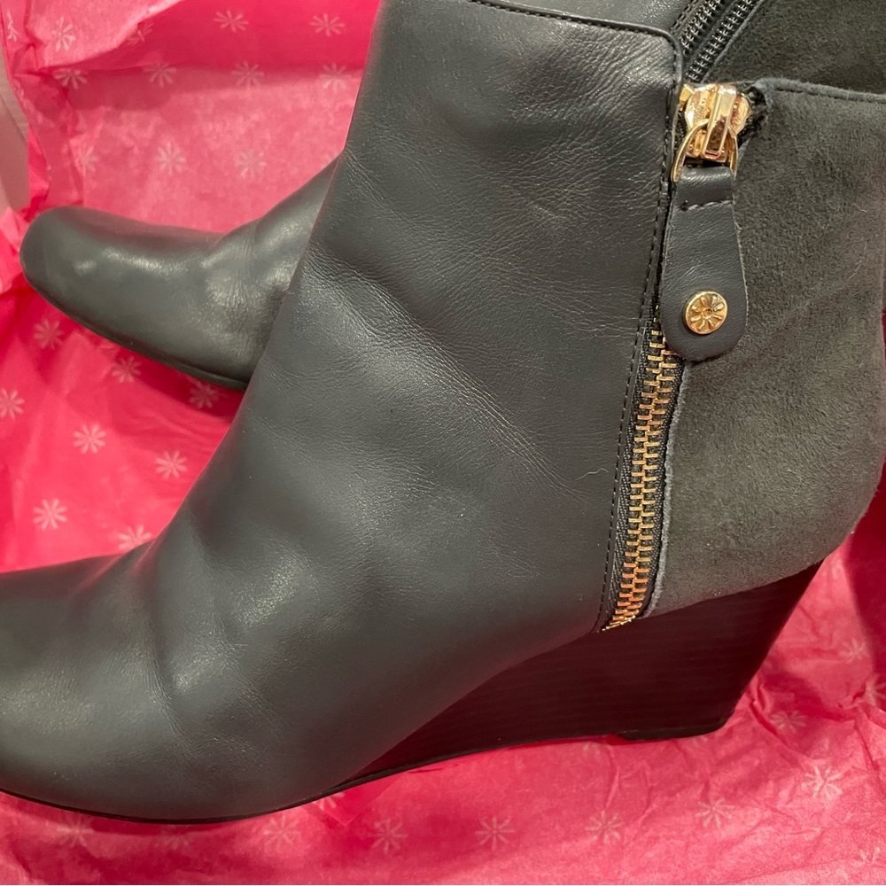 Isaac Mizrahi Grey Leather/Suede Booties